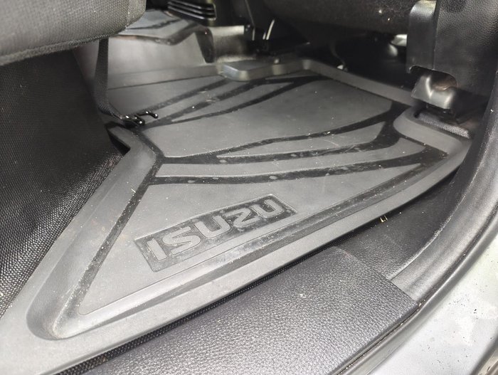 2020 Isuzu D-MAX LS-M