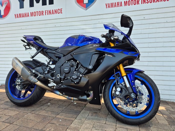 2019 Yamaha YZF-R1