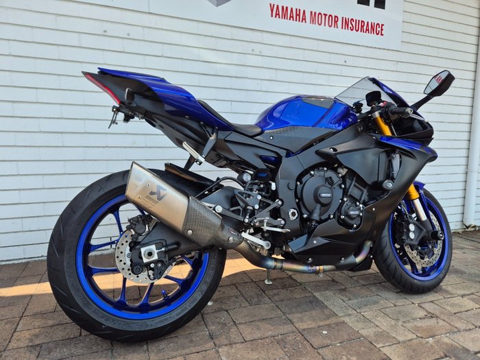 2019 Yamaha YZF-R1