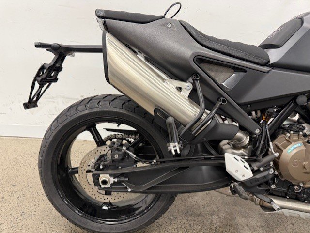 2024 Husqvarna 2024 HUSQVARNA 800CC SVARTPILEN 801 Road Black