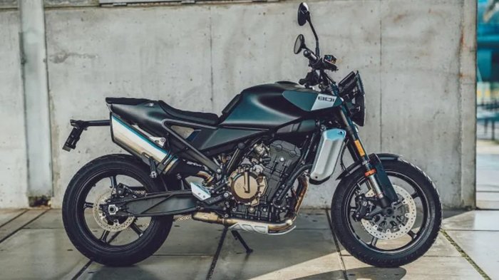 2024 Husqvarna 2024 HUSQVARNA 800CC SVARTPILEN 801 Road Black