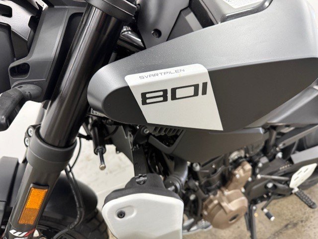 2024 Husqvarna 2024 HUSQVARNA 800CC SVARTPILEN 801 Road Black