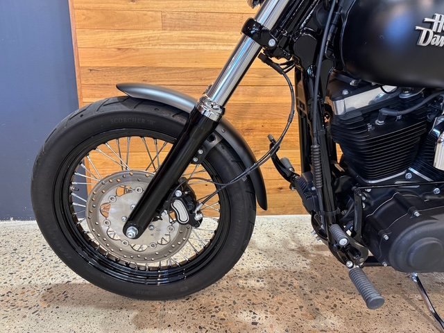 Harley-davidson 2016 HARLEY DAVIDSON 1690CC FXDB STREET BOB Black