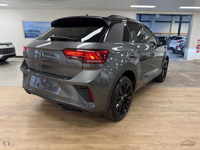 2025 Volkswagen T-Roc 140TSI R-Line