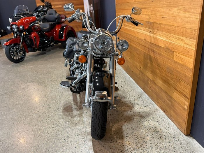 2009 Harley-davidson FLSTC HERITAGE SOFTAIL CLASSIC BLACK