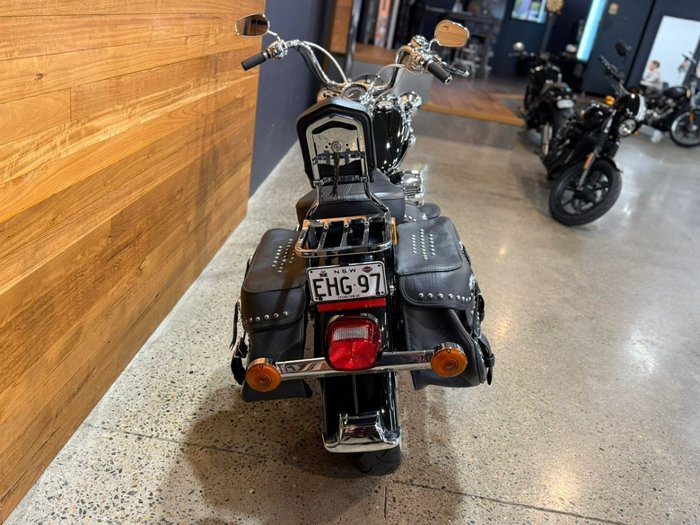 2009 Harley-davidson FLSTC HERITAGE SOFTAIL CLASSIC BLACK