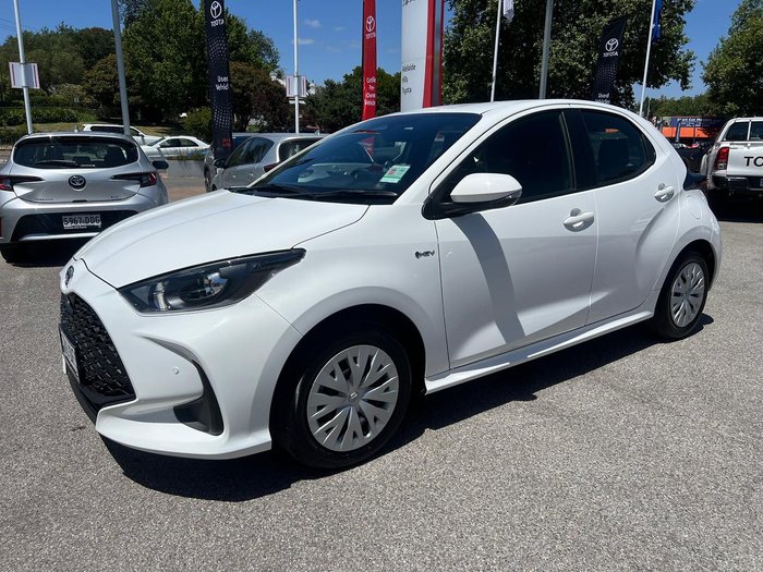 2025 Toyota Yaris Ascent Sport Hybrid