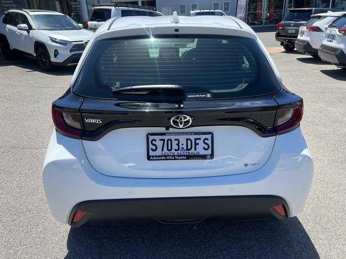 2025 Toyota Yaris Ascent Sport Hybrid