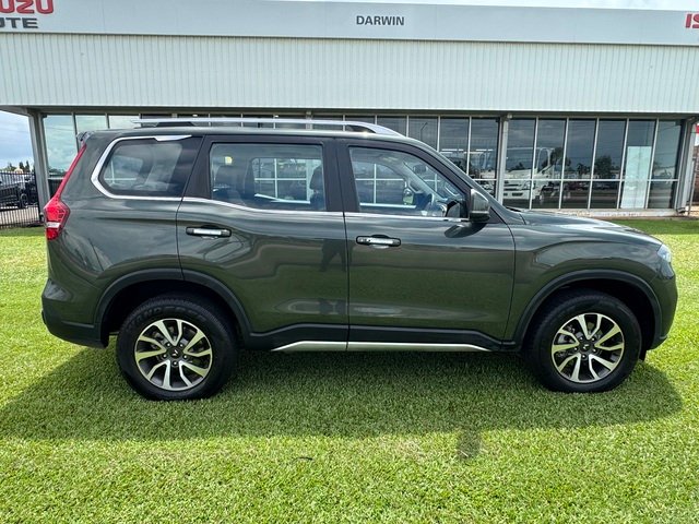 2022 Mahindra Scorpio 2023 Mahindra SCOPRIO Z8 SCORPIOZ8 Deep Forest