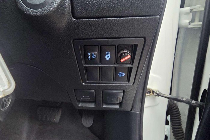 2021 Toyota Hilux Workmate GUN125R 4X4 Dual Range Glacier White