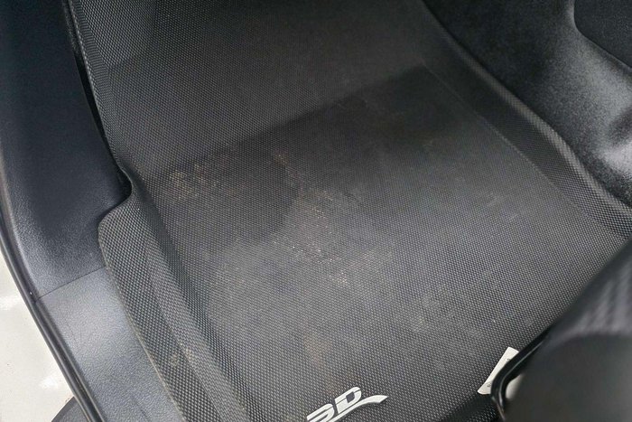 2021 Toyota Hilux Workmate GUN125R 4X4 Dual Range Glacier White