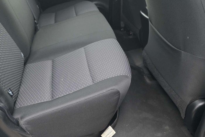 2021 Toyota Hilux Workmate GUN125R 4X4 Dual Range Glacier White