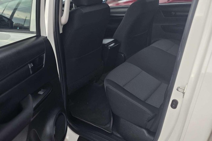 2021 Toyota Hilux Workmate GUN125R 4X4 Dual Range Glacier White
