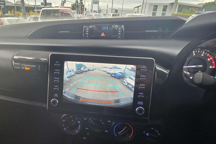 2021 Toyota Hilux Workmate GUN125R 4X4 Dual Range Glacier White