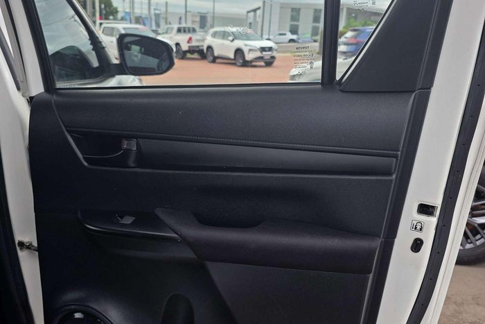 2021 Toyota Hilux Workmate GUN125R 4X4 Dual Range Glacier White