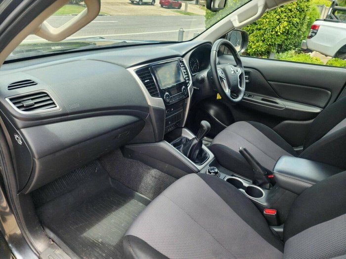 2020 Mitsubishi Triton GLX-R