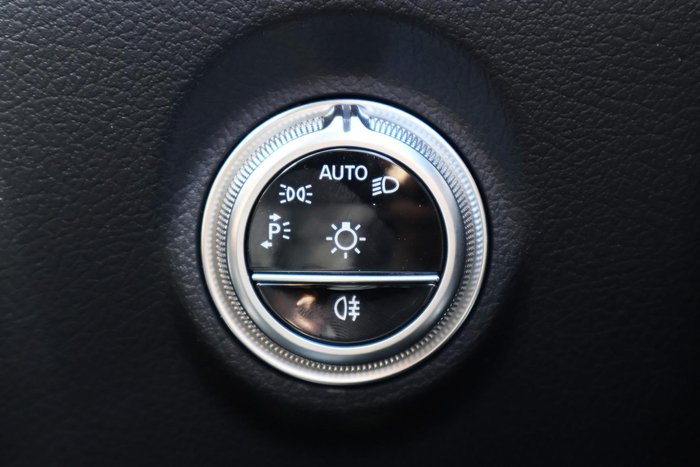 2025 Mercedes-Benz C-Class C200 W206 Selenite Grey