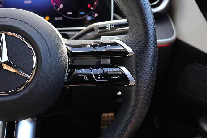 2025 Mercedes-Benz C-Class C200 W206 Selenite Grey