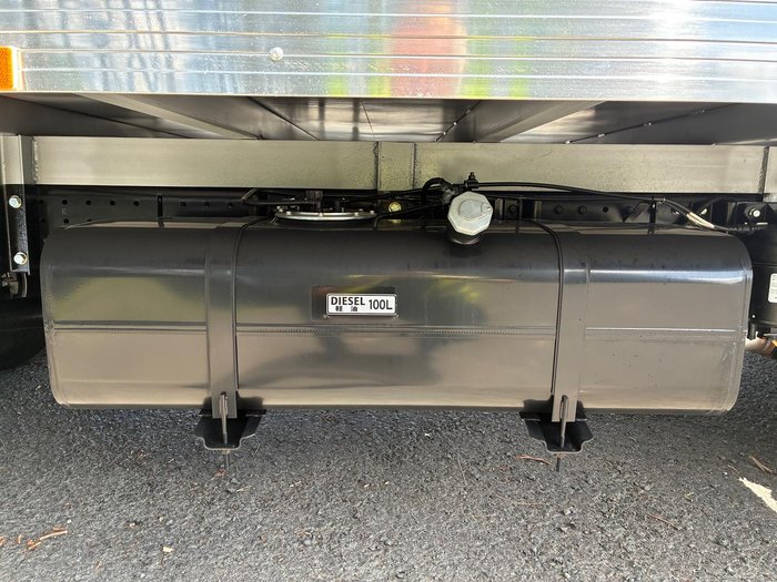 2025 Fuso Canter 615 White