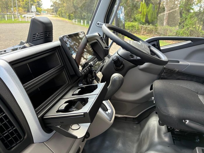 2025 Fuso Canter 615 White