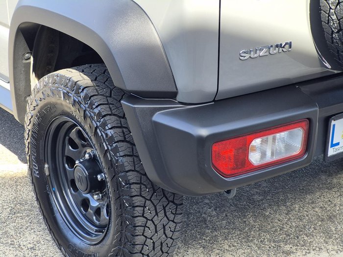 2022 Suzuki Jimny Lite