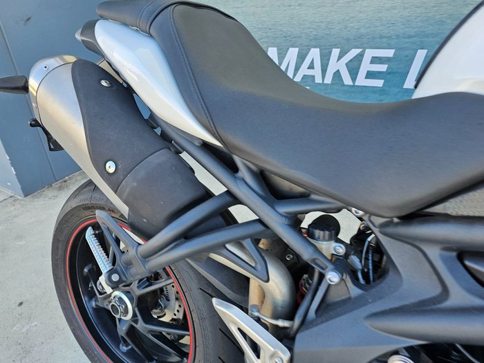 2014 Triumph SPEED TRIPLE White