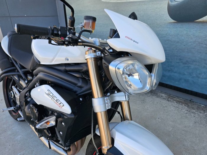 2014 Triumph SPEED TRIPLE White