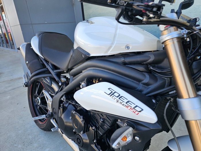 2014 Triumph SPEED TRIPLE White