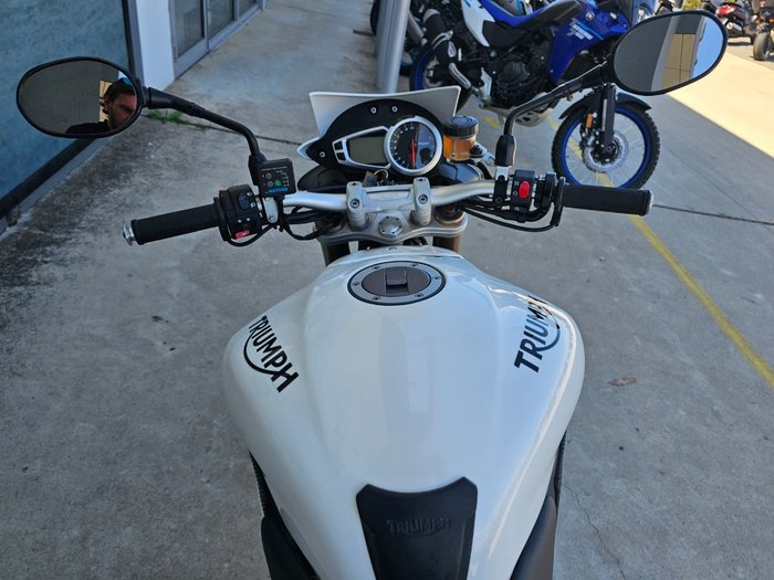 2014 Triumph SPEED TRIPLE White