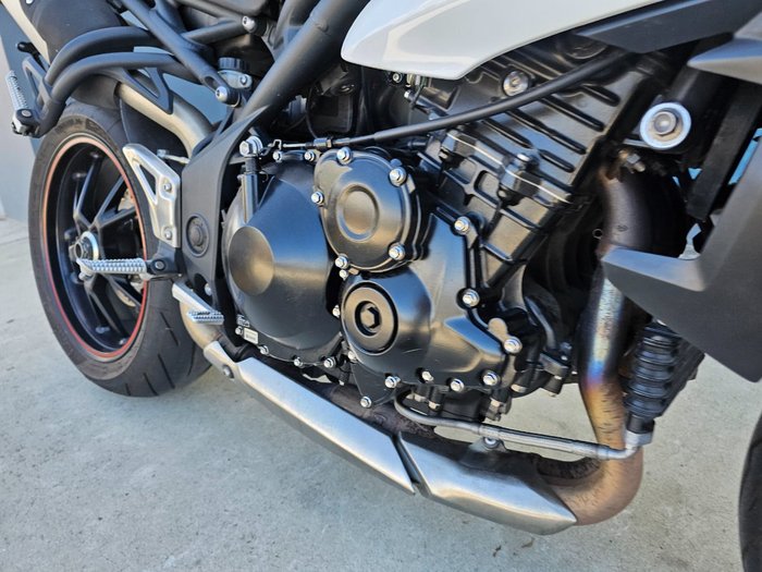 2014 Triumph SPEED TRIPLE White