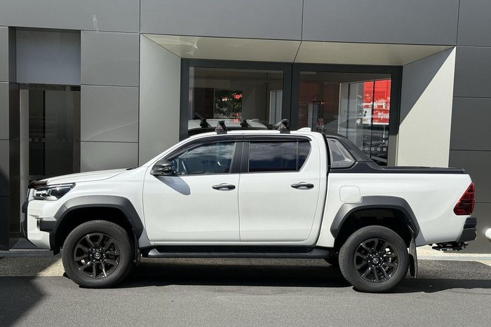 2023 Toyota Hilux Rogue