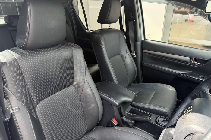 2023 Toyota Hilux Rogue