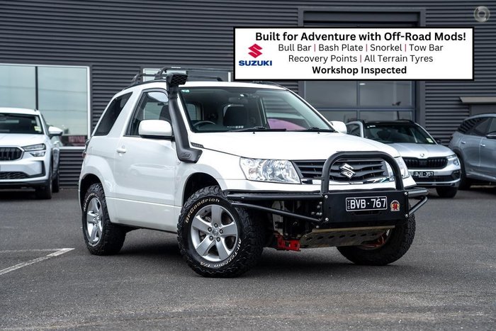 2016 Suzuki Grand Vitara Navigator