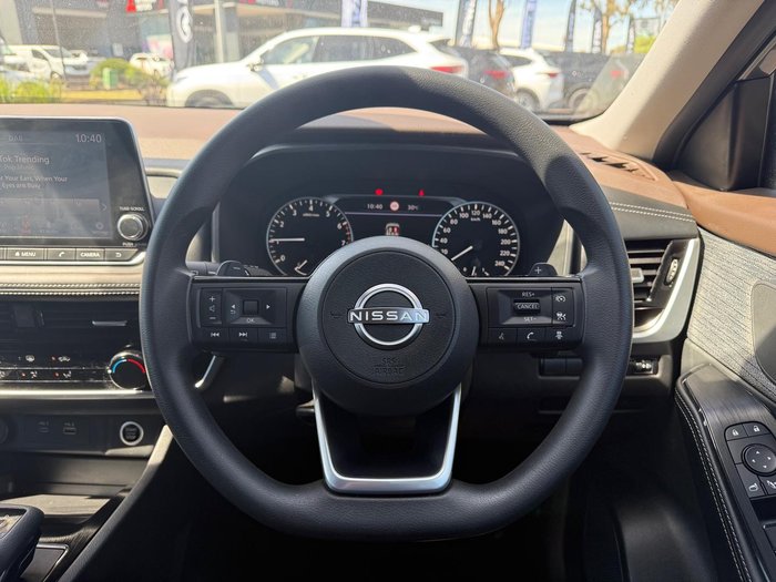 2023 Nissan X-TRAIL ST