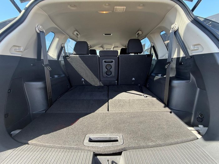 2023 Nissan X-TRAIL ST