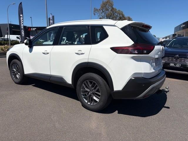 2022 Nissan X-TRAIL ST