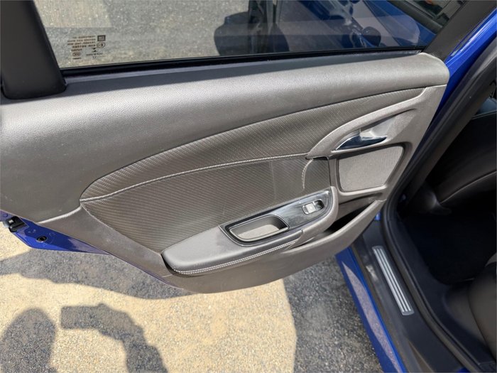 2017 HOLDEN COMMODORE SV6