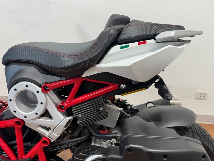 2023 ITALJET DRAGSTER WHITE