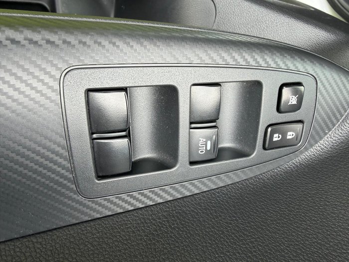 2023 Mitsubishi Eclipse Cross PHEV ES