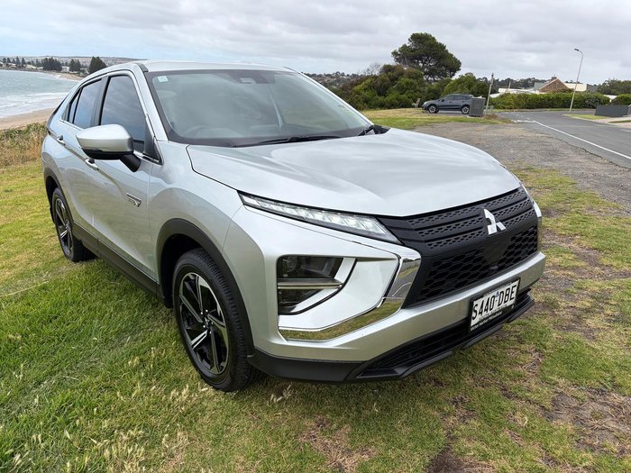 2023 Mitsubishi Eclipse Cross PHEV ES