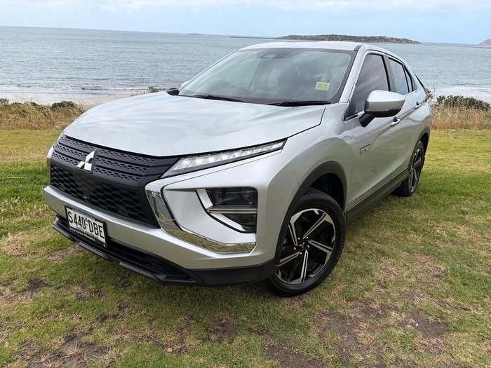 2023 Mitsubishi Eclipse Cross PHEV ES