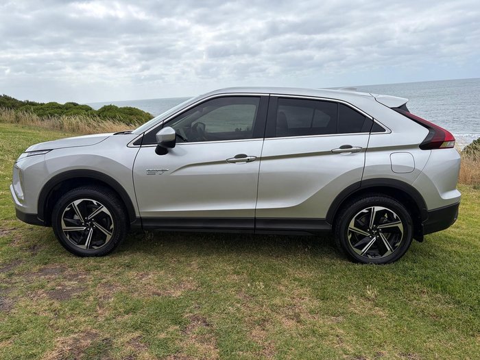 2023 Mitsubishi Eclipse Cross PHEV ES