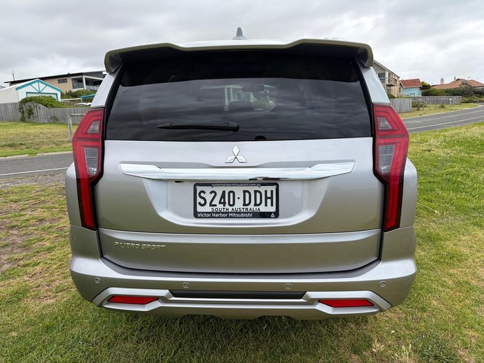 2024 Mitsubishi Pajero Sport GLS