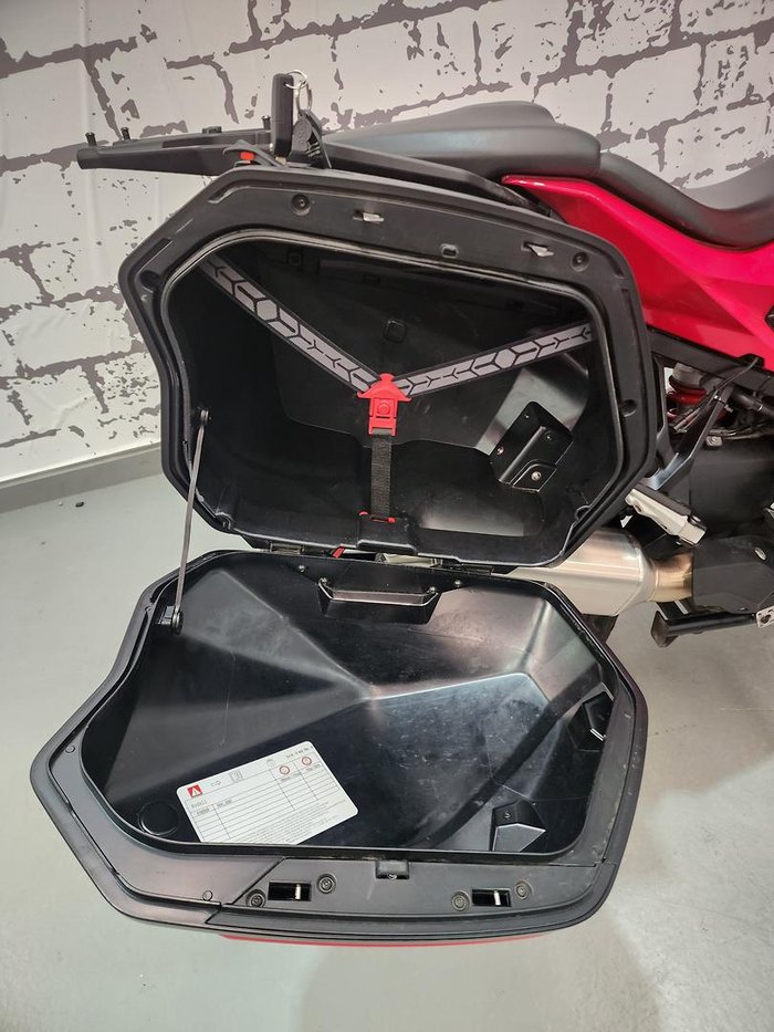 2021 BMW S 1000 XR Tour S 1000 Red