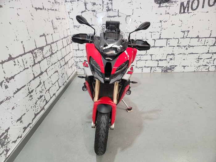 2021 BMW S 1000 XR Tour S 1000 Red