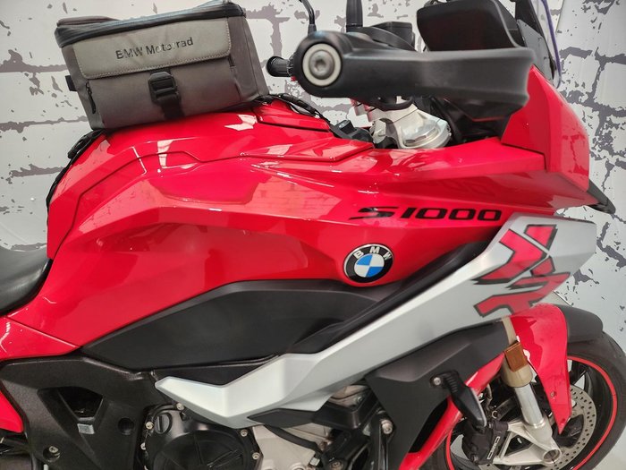 2021 BMW S 1000 XR Tour S 1000 Red