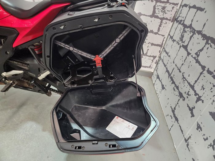 2021 BMW S 1000 XR Tour S 1000 Red