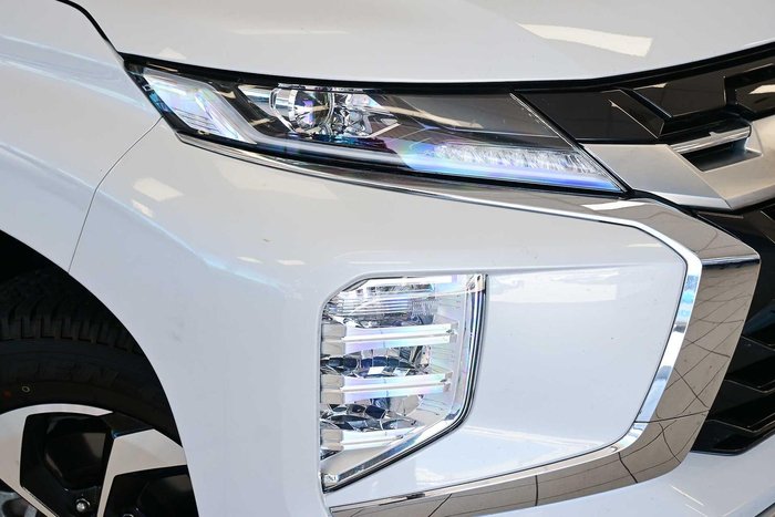 2025 Mitsubishi Pajero Sport GLS