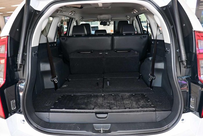 2025 Mitsubishi Pajero Sport GLS