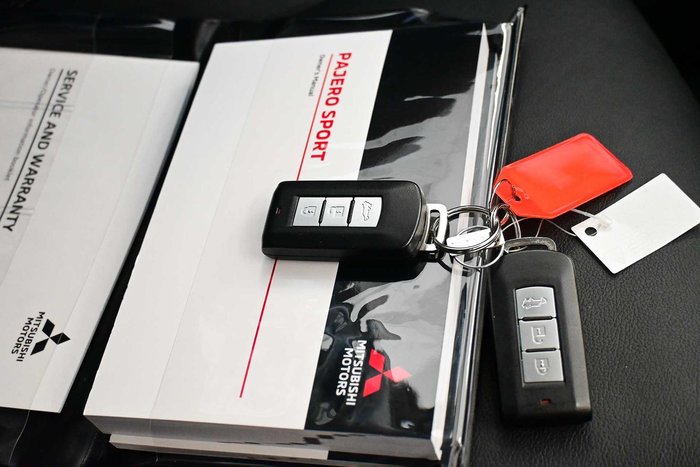 2025 Mitsubishi Pajero Sport GLS